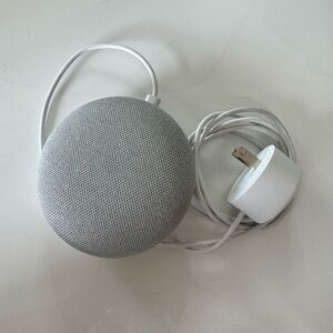 Google Home Mini (1st gen)